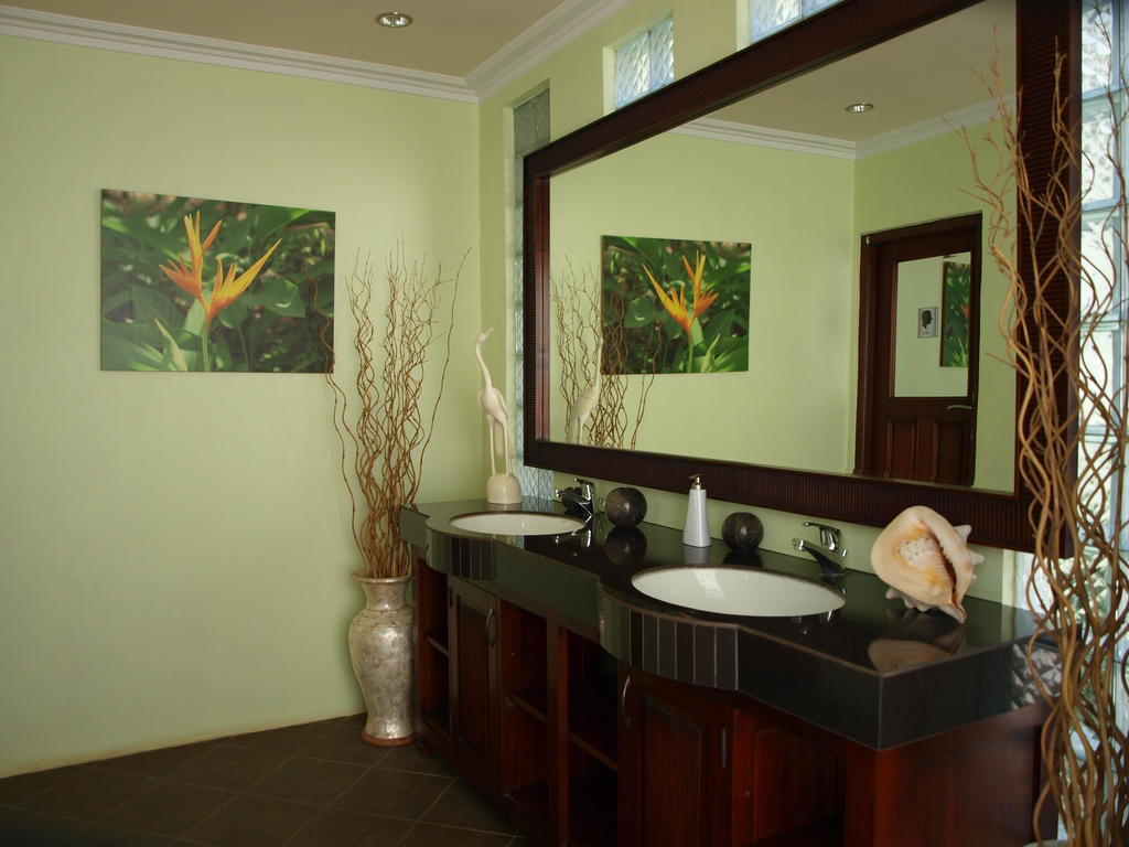 The Gecho Inn Town Jepara Dış mekan fotoğraf